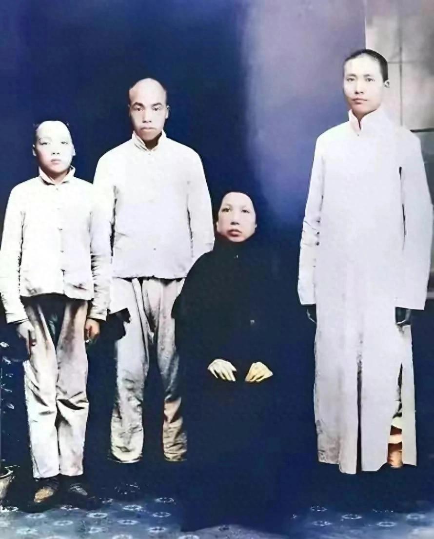 毛主席父子两代兄弟娶姐妹花，杨开慧的父母也两代联姻，这些佳话你了解吗？
1927