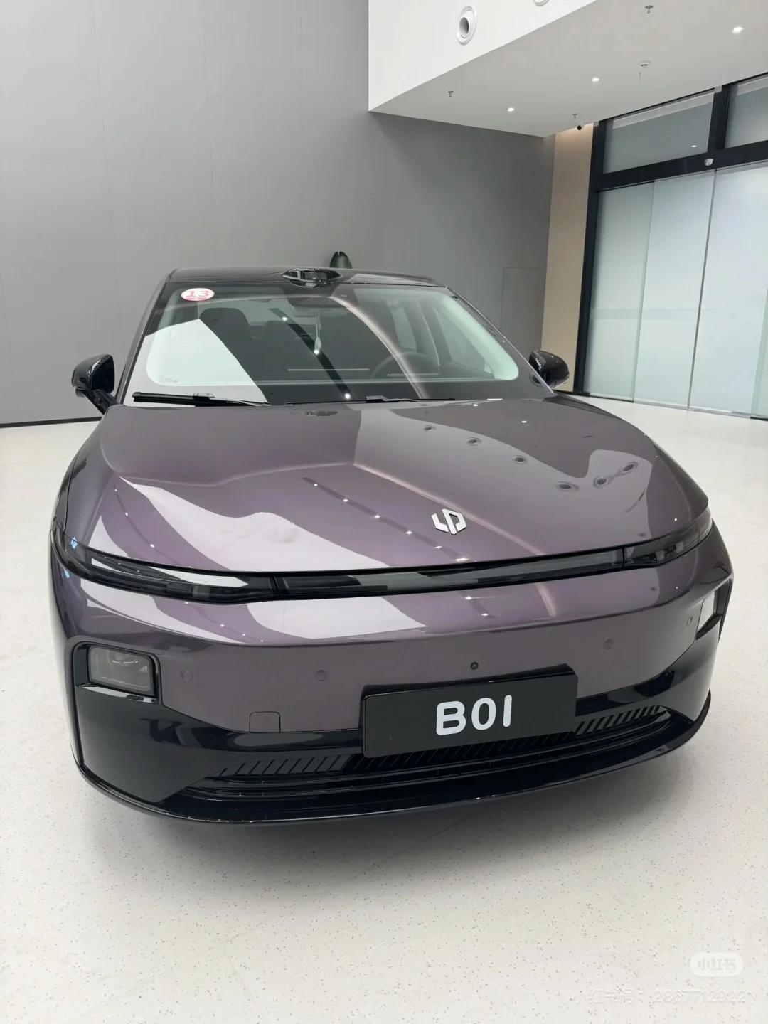 12万预算买纯电轿车，别瞎挑了，零跑B01激光雷达版绝对是闭眼入的存在！这个价位