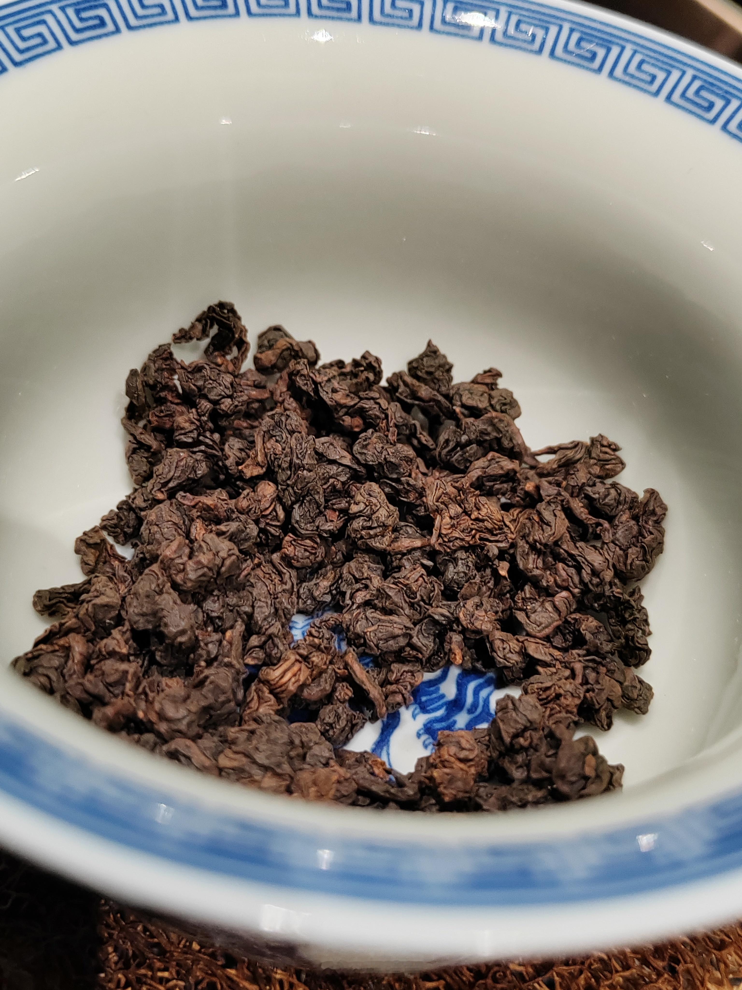 茶叶常识 万般皆苦，唯有自渡。这雨夜这盏茶，就是我的渡船。 