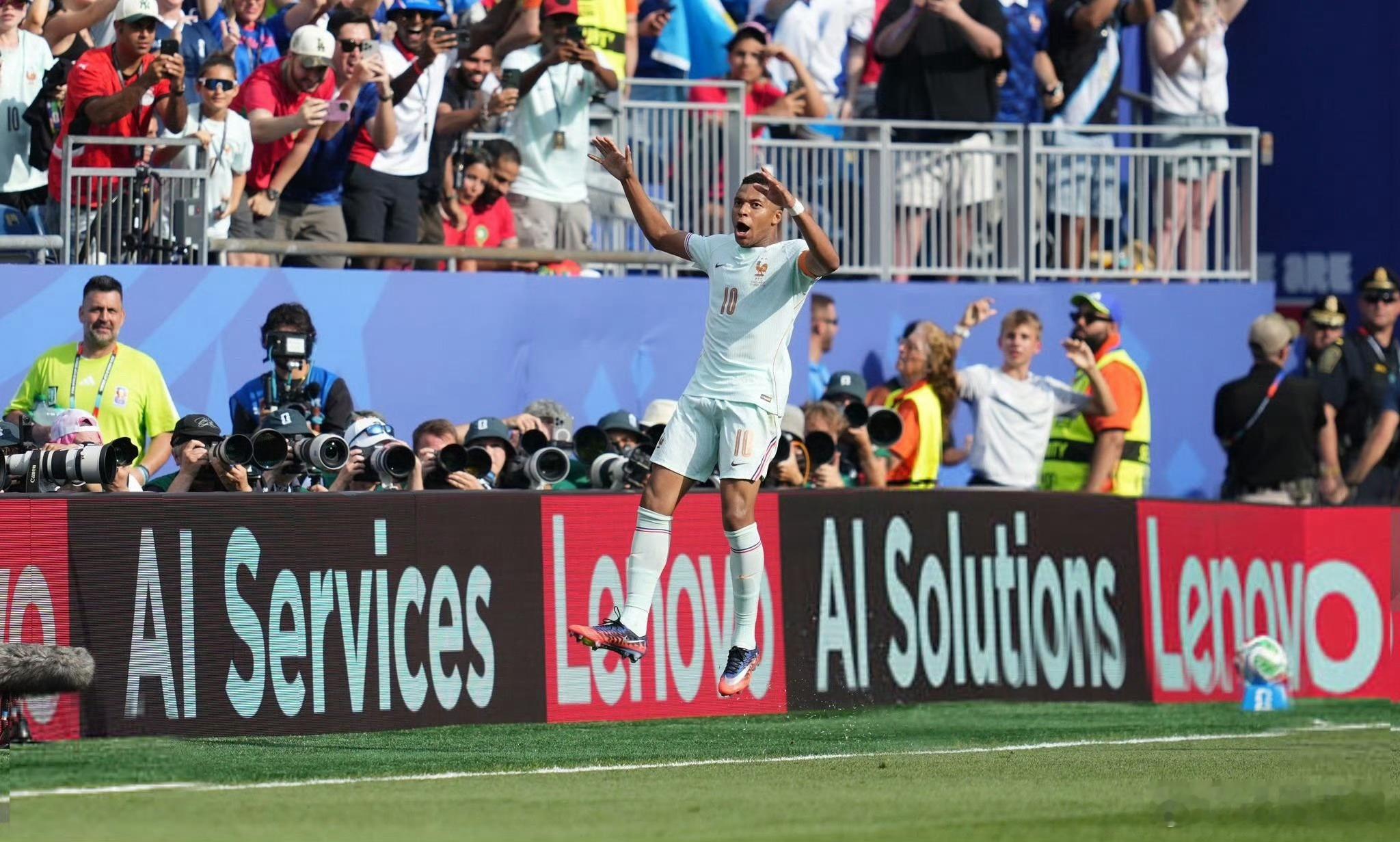 很强，唯一阻碍就是西班牙了或者英格兰法国2比0摩洛哥