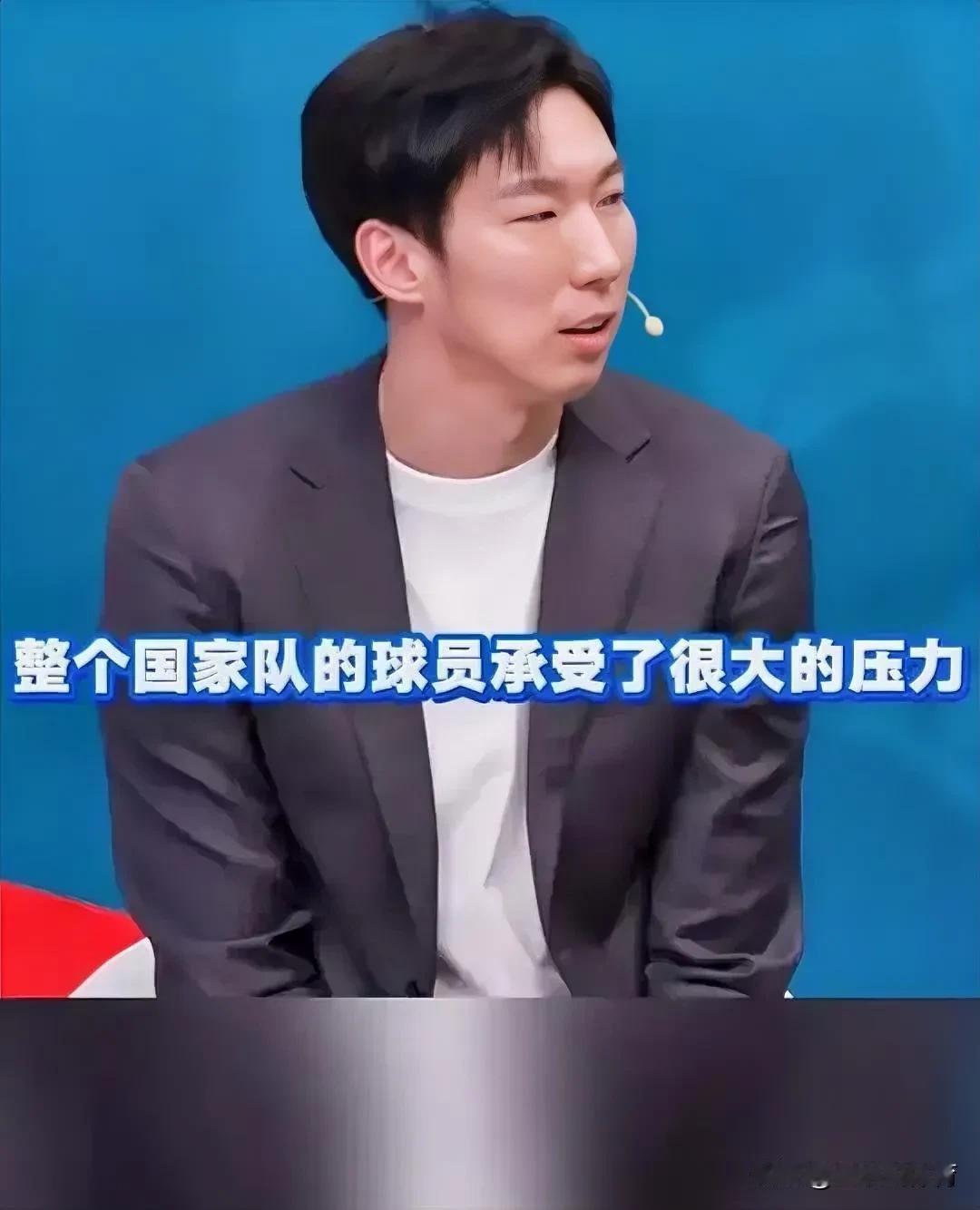 周琦的情商真是太高了！

男篮亚洲杯决赛，中国男篮89-90惜败澳大利亚男篮，屈