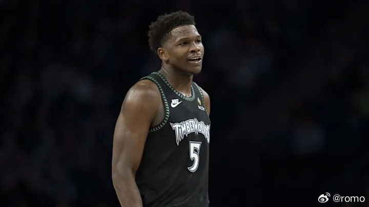 伤病报告确认华子将缺席明天窝火对狼队的比赛。休斯顿火箭