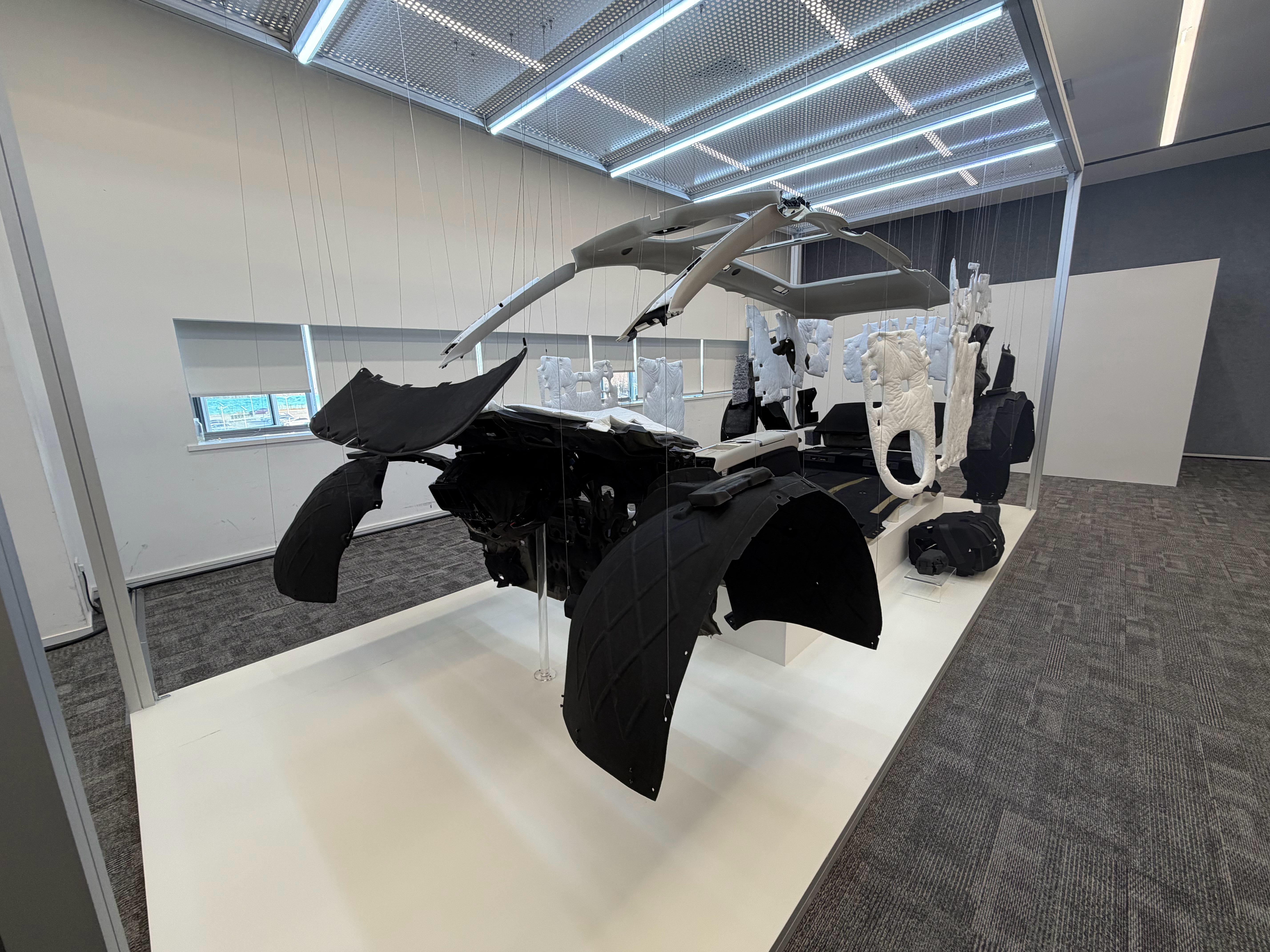 总听说理想对细节的把控已经做到了“丧心病狂”，原来以为真就是个概念，前两天去参加