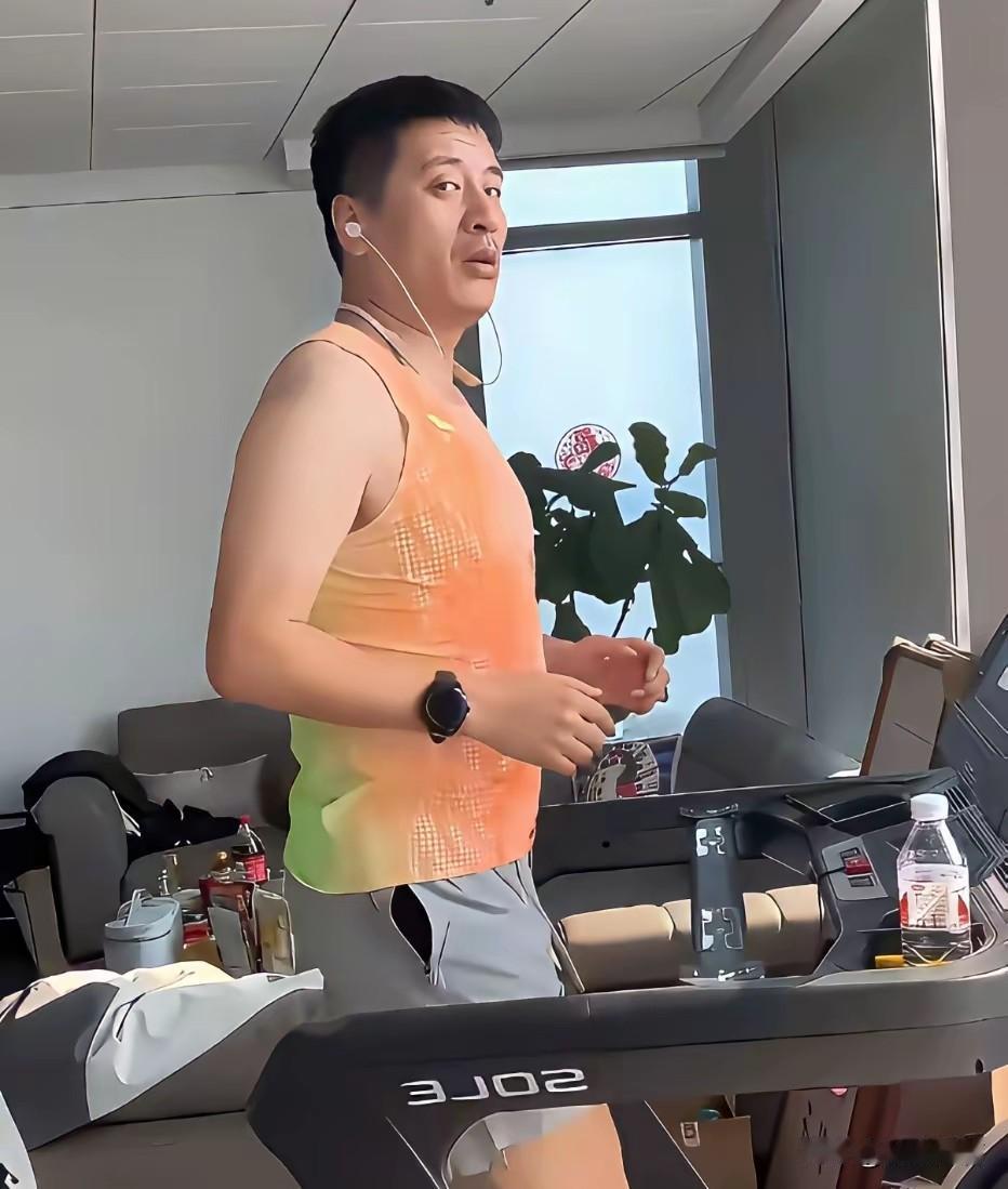 大神儿已经走了八十多天了，并没有像当初预测的那样，他走了以后，公司就会迅速的倒闭