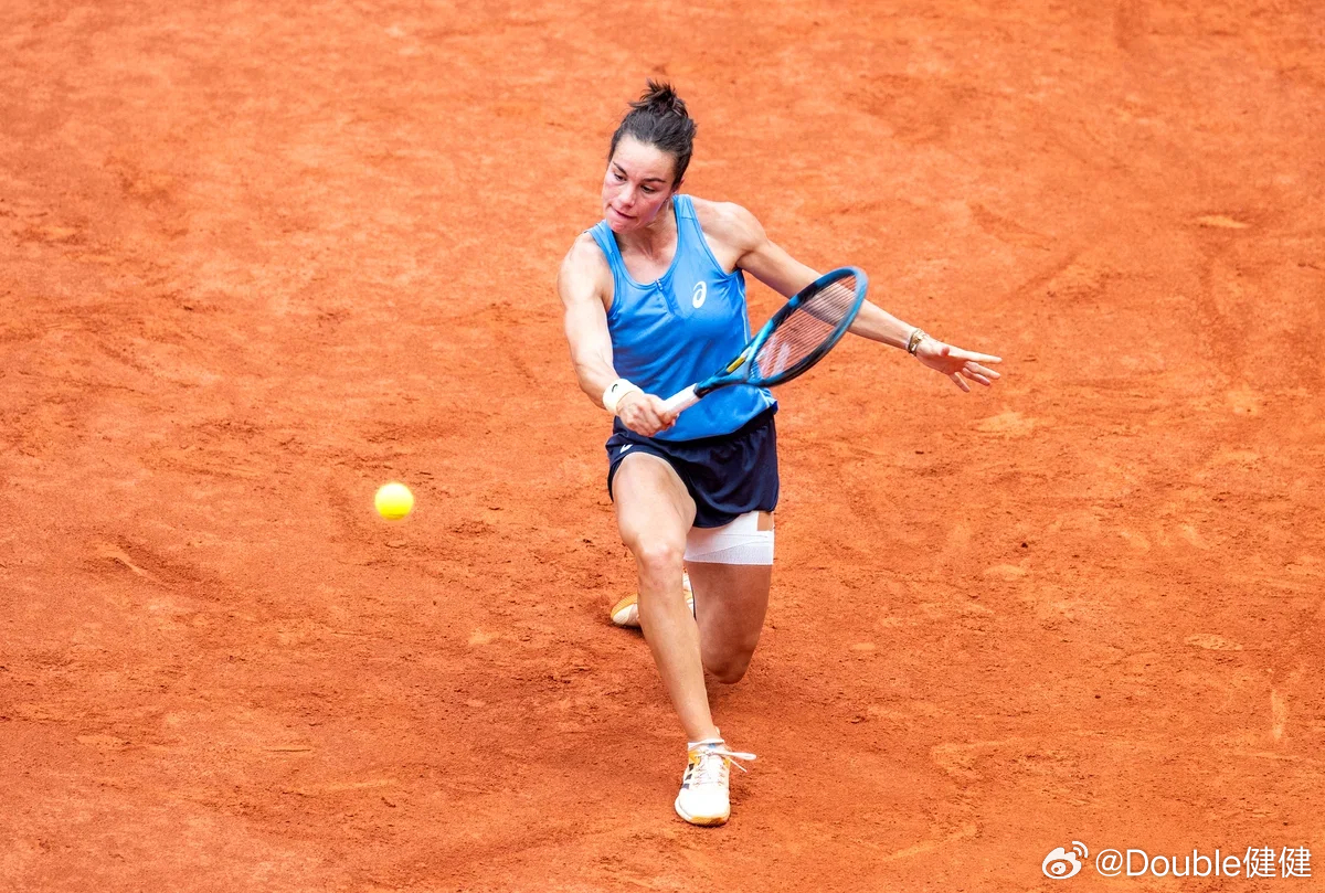 【布瓦松被误诊！所以迟迟不能复出？】自九月以来便缺席赛场的布瓦松宣布将于四月期间