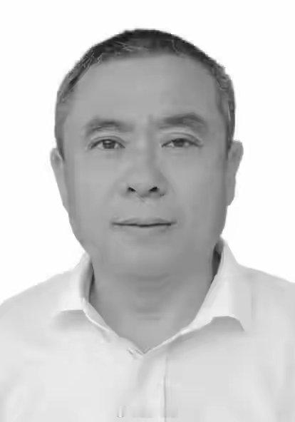 江西省临川三中书记查看楼顶漏水意外坠亡。这位书记心系学生安危，亲自上楼检查屋顶漏