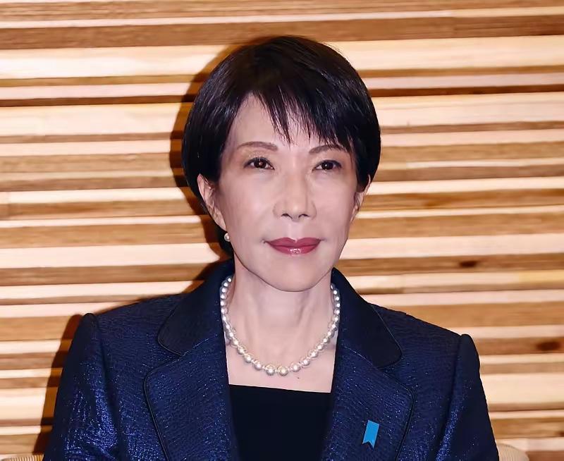 降级与中国关系后，孤立开始，两位大使接连被召见，高市依旧沉默。

日本最近搞了个