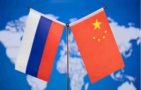中俄为何要站在一起？其实一位俄罗斯精英已经说出了答案，中国既不是俄罗斯的盟友，也