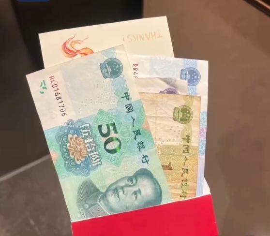 太暖心了！深圳惊现“神仙公司”！面试就发66元红包
求职疲惫瞬间被治愈！深圳一位