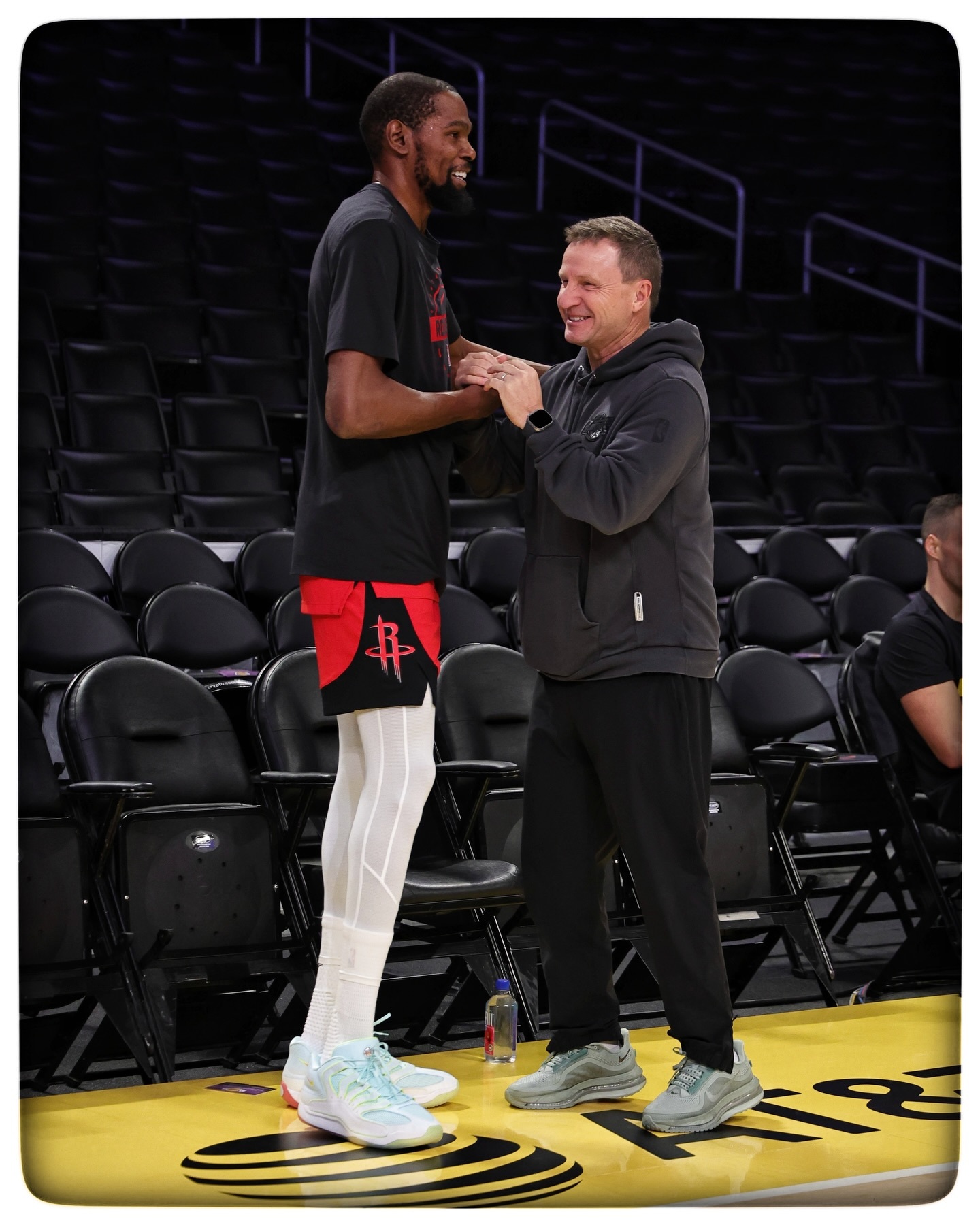 好久不见 布鲁克斯教练篮球年末狂欢季