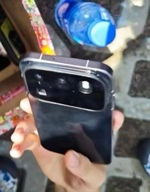 OPPO Find X9 Ultra，这是什么造型 ​​​