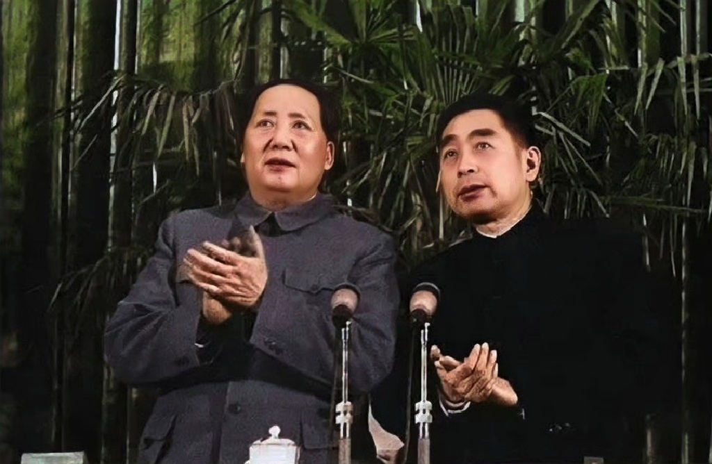 共和国的亲密战友，共和国的缔造者！