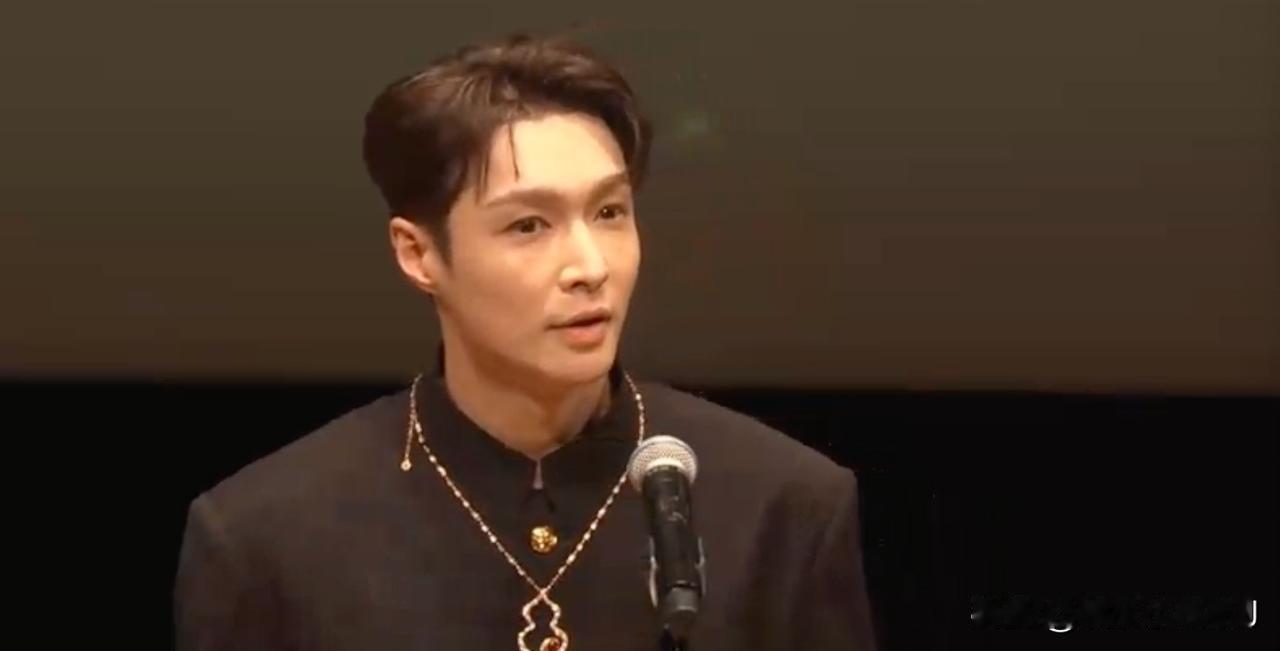 恭喜张艺兴！实至名归！！！