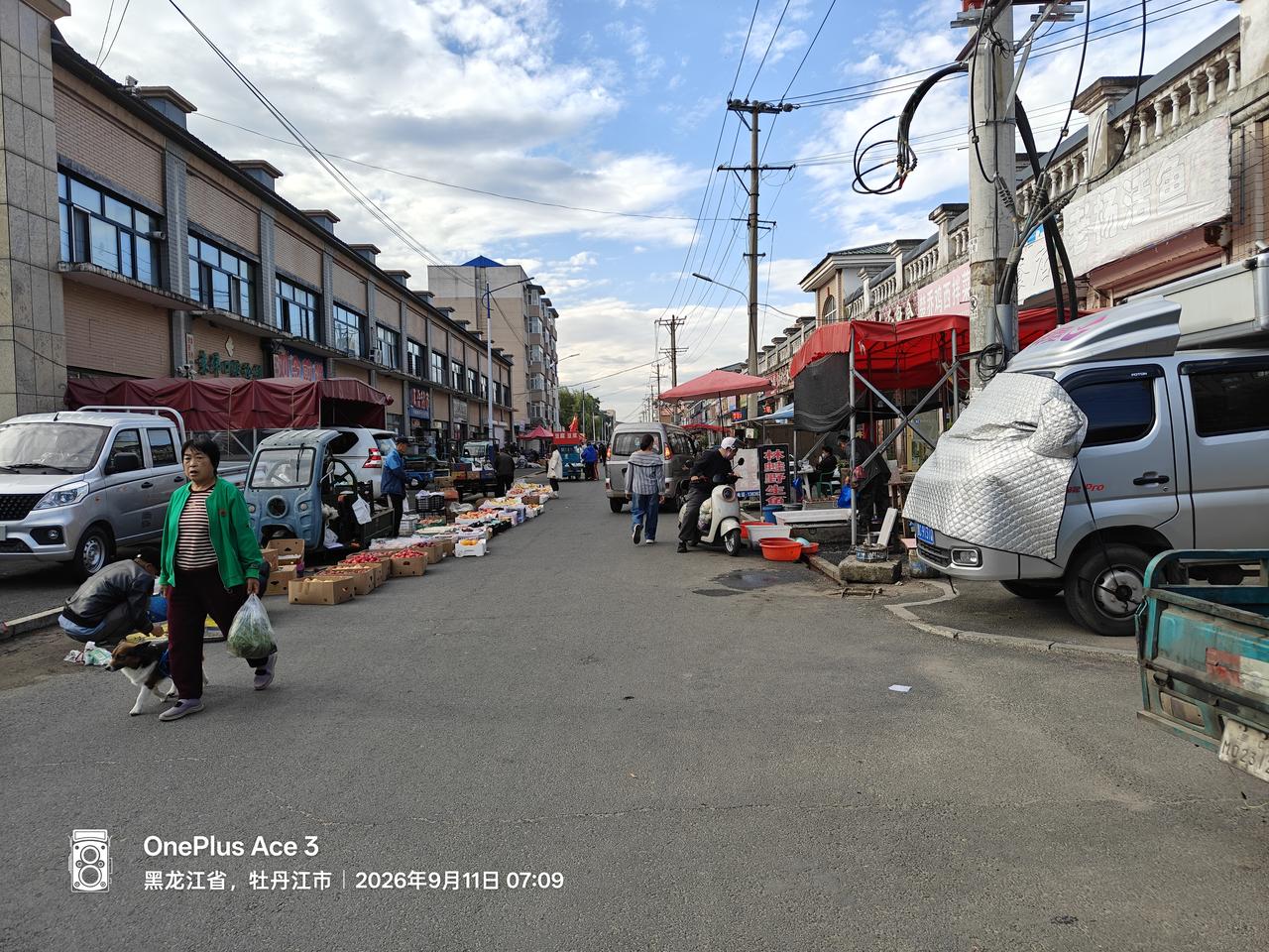 八面通也没有什么华住会旗下酒店，这个老旧宾馆卫生还行吧，便宜，一晚上125。提供