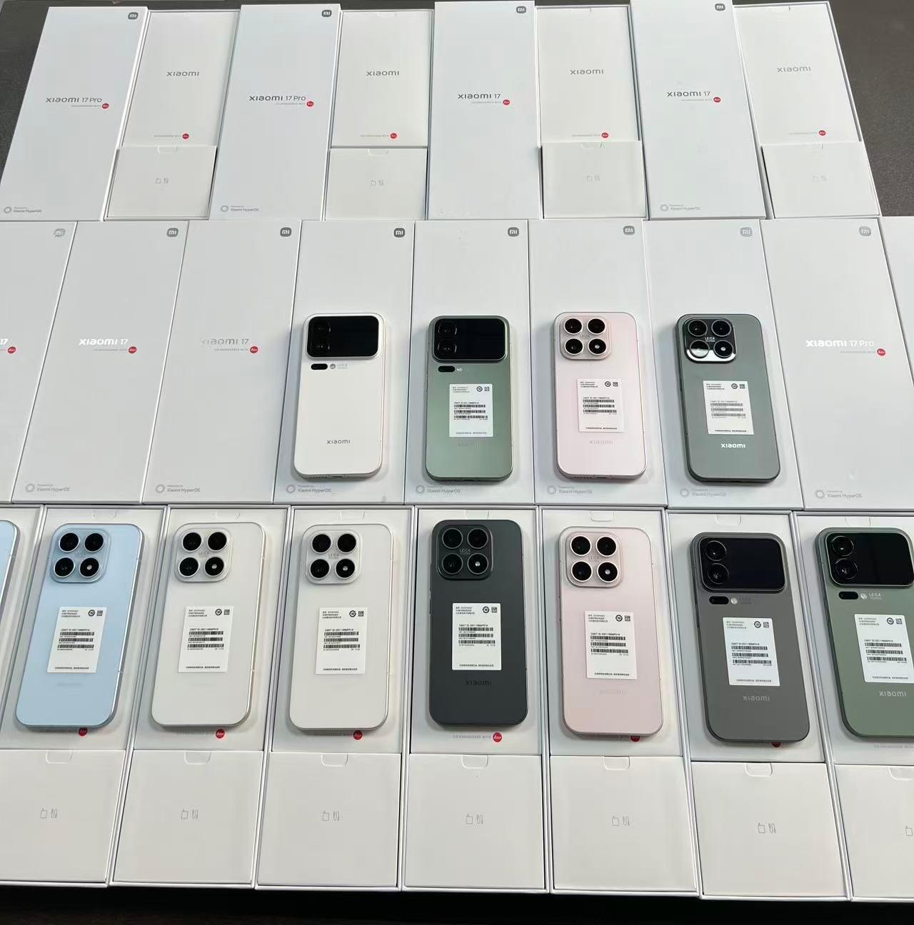 小米17系列，仅激活未使用，超值价，剩少量，带尊享服务。12GB+512GB 蓝