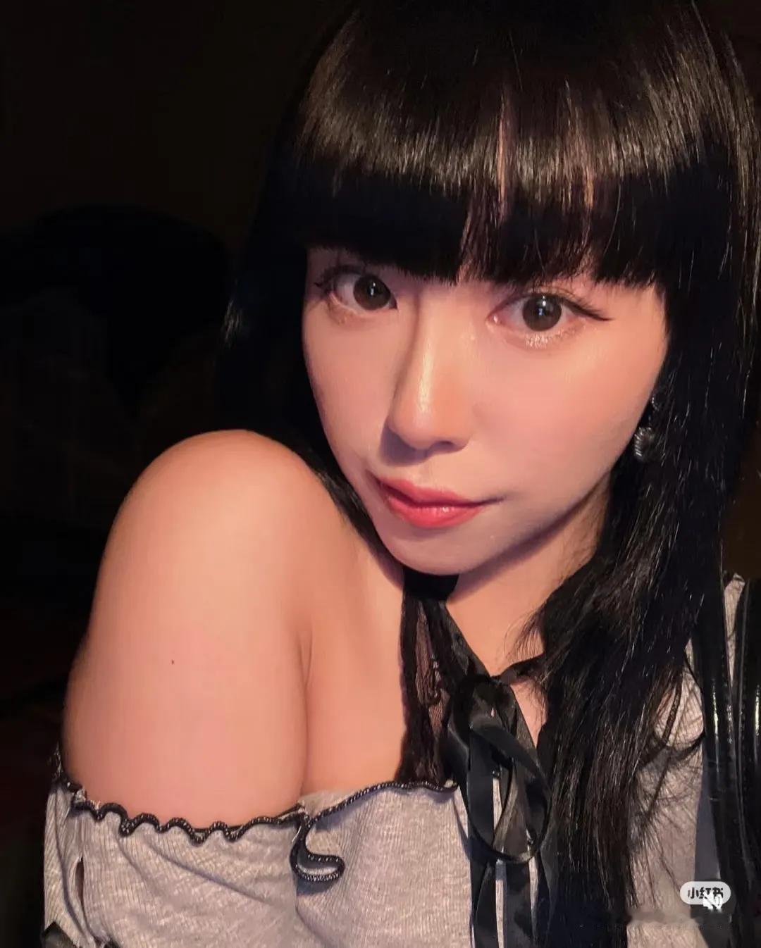 话说日本近几年就推出了许多颜值和气质都相当不错的新晋博主，而MiKUKU就是其中