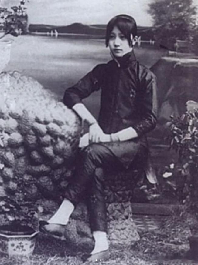 14岁卖身青楼40岁开上海顶级饭店：董竹君～1914年上海的深夜，14岁的董竹君