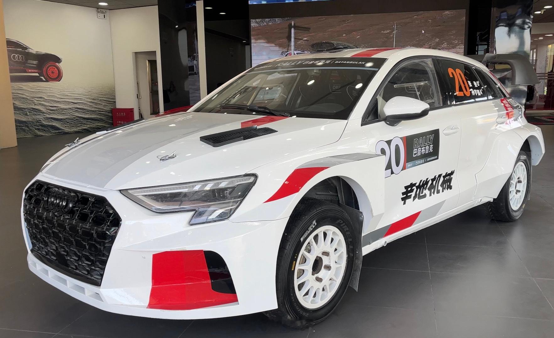 来呼应一下刚从巴音布鲁克回来的百万级A3，确实一身好件，光motec电脑就的7k