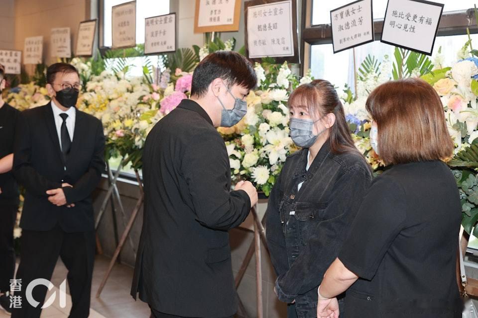 李家鼎（鼎爺）前妻施明的喪禮將於今日（4月22日）於大圍寶福紀念館設靈，翌日大殮