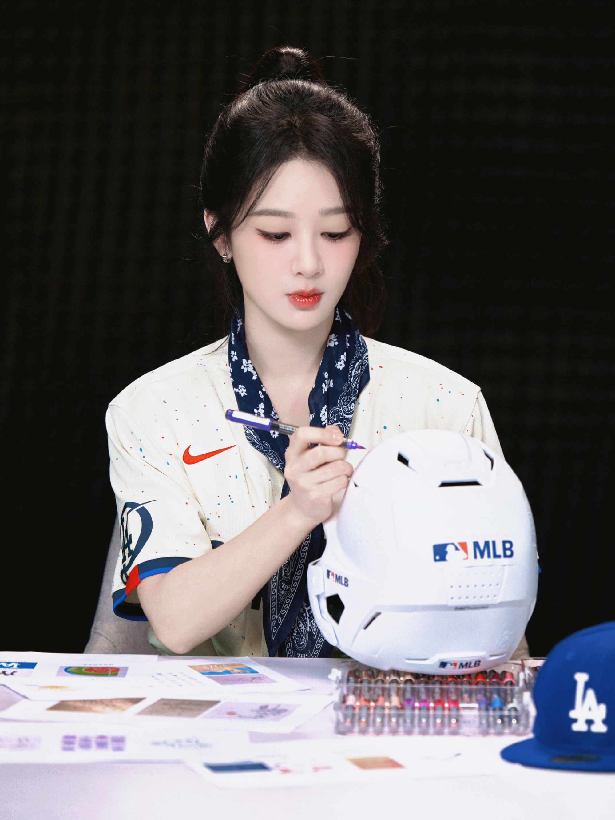 我每天晚上都想抱着一个软乎乎的rua。杨紫