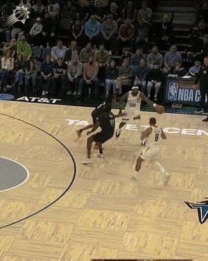 詹姆斯步……迟早废了，肖华只要继续干着，詹姆斯开始nba就是天龙八步，记得詹姆斯