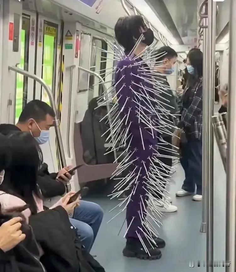“再也不怕地铁拥挤了！”