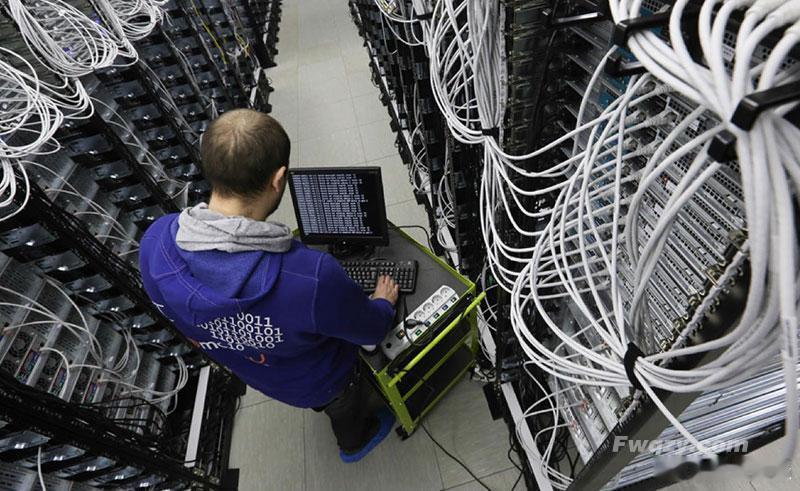 【Interfax：乌克兰黑客摧毁俄罗斯一重要数据中心】4月8日，“国际文传电讯