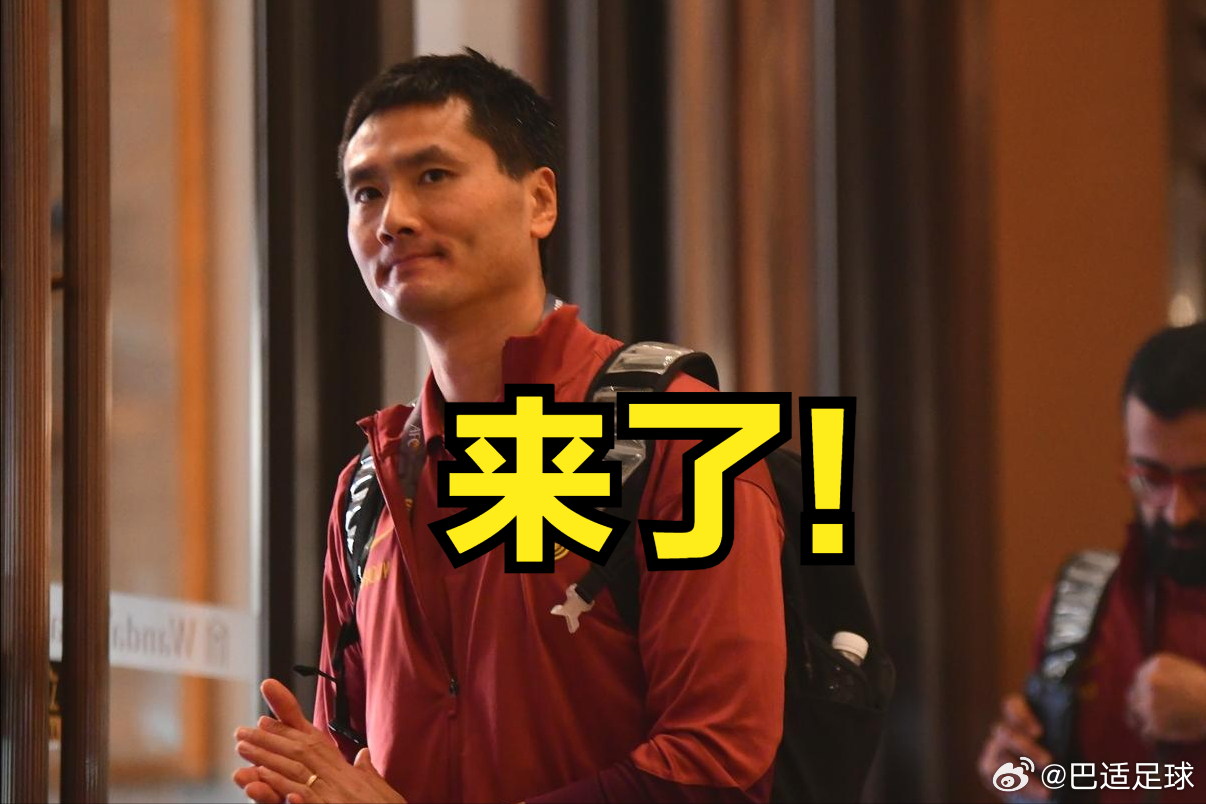 据懂球帝引自《足球报》消息：邵佳一当选国足主帅！国足[超话]邵佳一当选国足主帅 