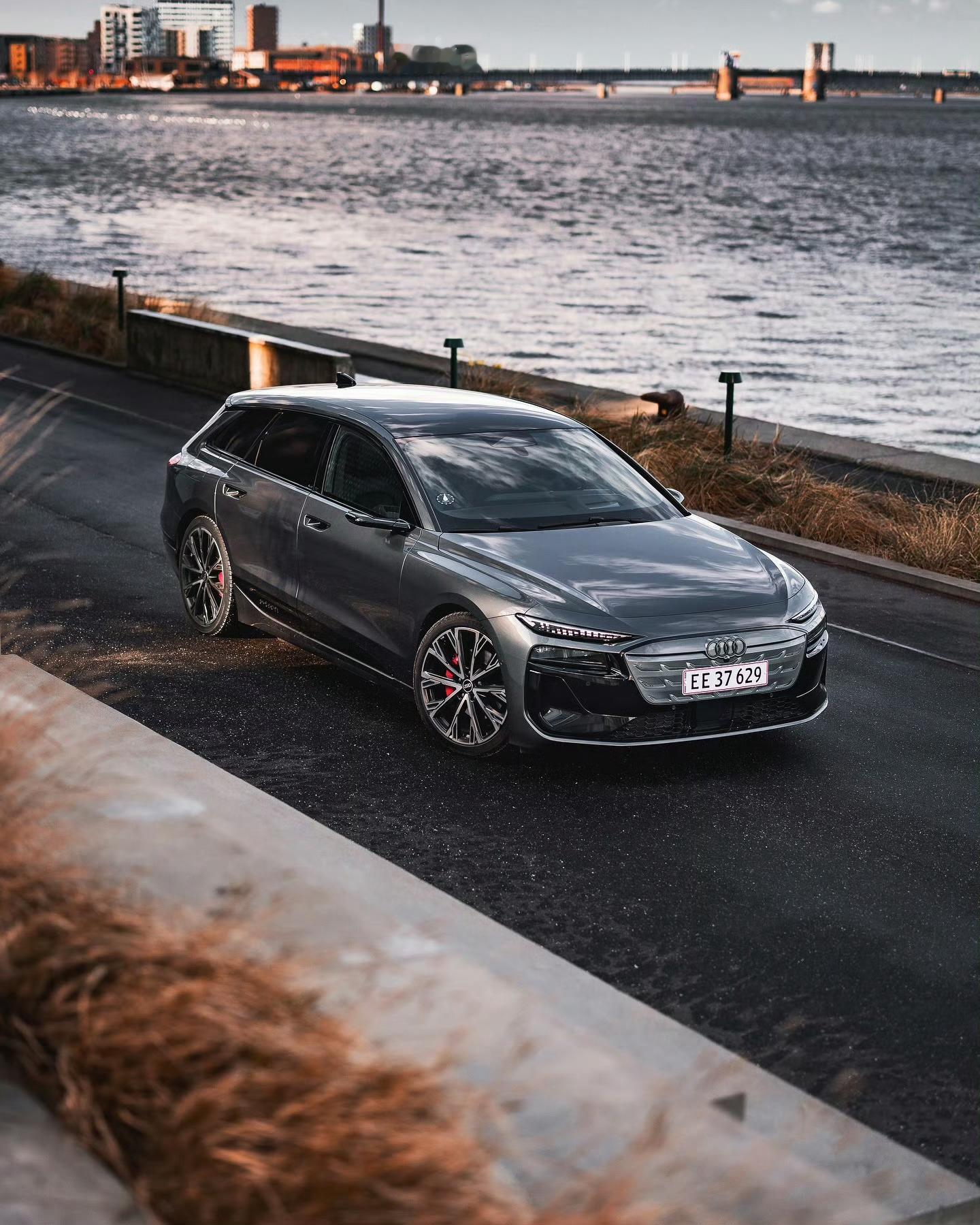 奥迪 A6 Avant e-tron ​​​[酷][酷] ​​​