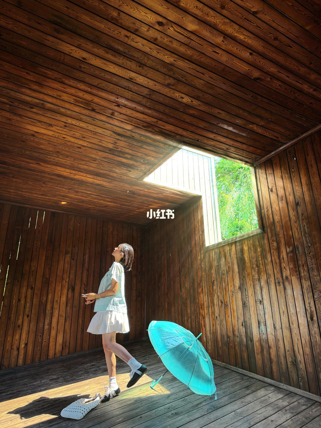 水文化偶遇到一扇有形状的天窗