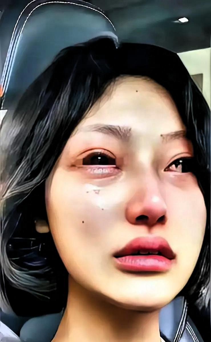 河南周口乡镇一场婚礼在接亲环节彻底搁置。新郎李浩面对女方临时提出一万八上车礼的要