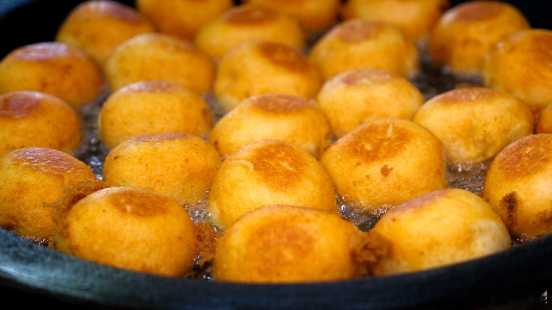 上海除了漂亮饭，还有好吃但不漂亮饭。 上海除了漂亮饭，还有好吃但不漂亮饭。