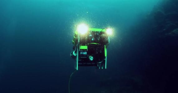 据法国媒体报道，日本将在太平洋6000米深的海底尝试开采稀土，日本将派出深海探测