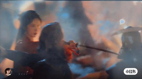 娇滴滴的女将军，那个起手真的给我看笑了，很多人装都装不出来这样的柔弱感啊。这个打