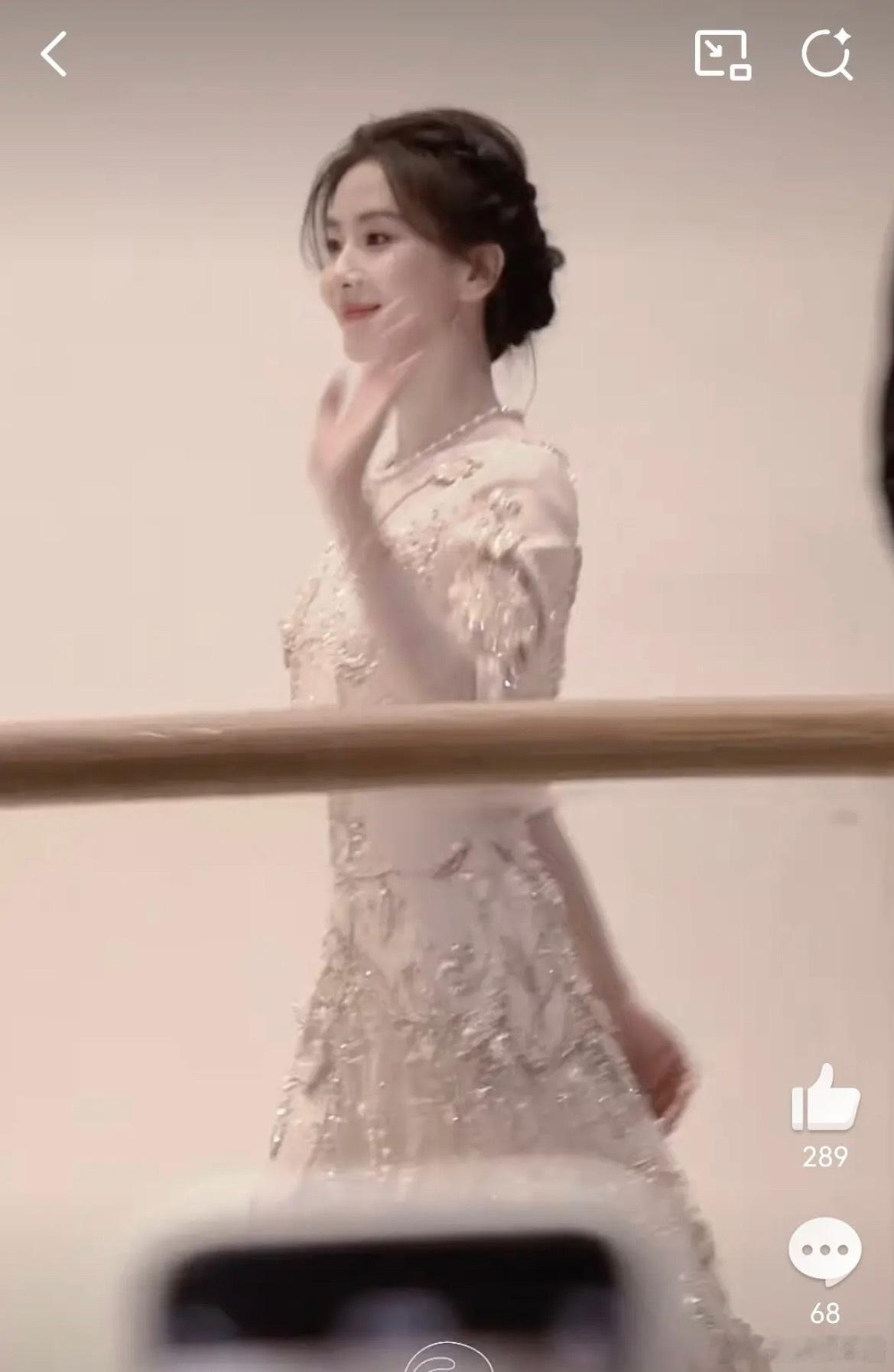 刘诗诗快四十了吧，还适合走仙女风吗 