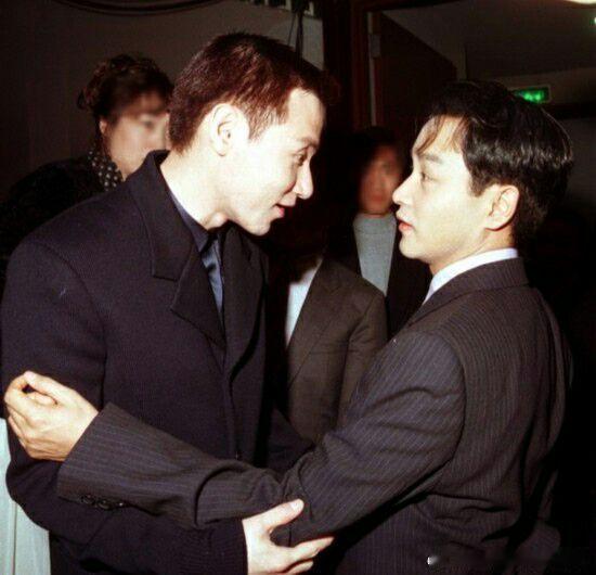 九十年代 张国荣 张学友珍贵合影张国荣张学友老照片[超话] ​​​