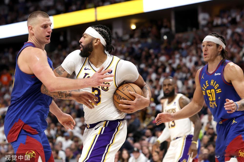 NBA-湖人0-1掘金 詹姆斯27+6+8约基奇32+12+7
北京时间4月21