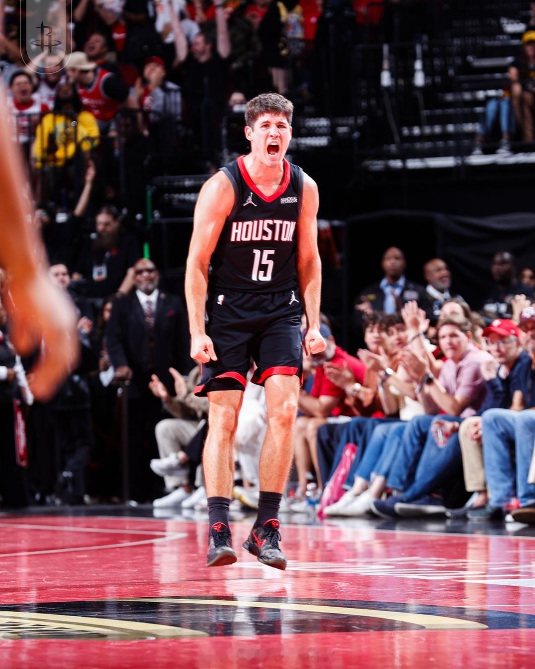 谈到掘金防守策略（放空自己、重点盯防申京和杜兰特），谢泼德分析道：“当你阵中有申