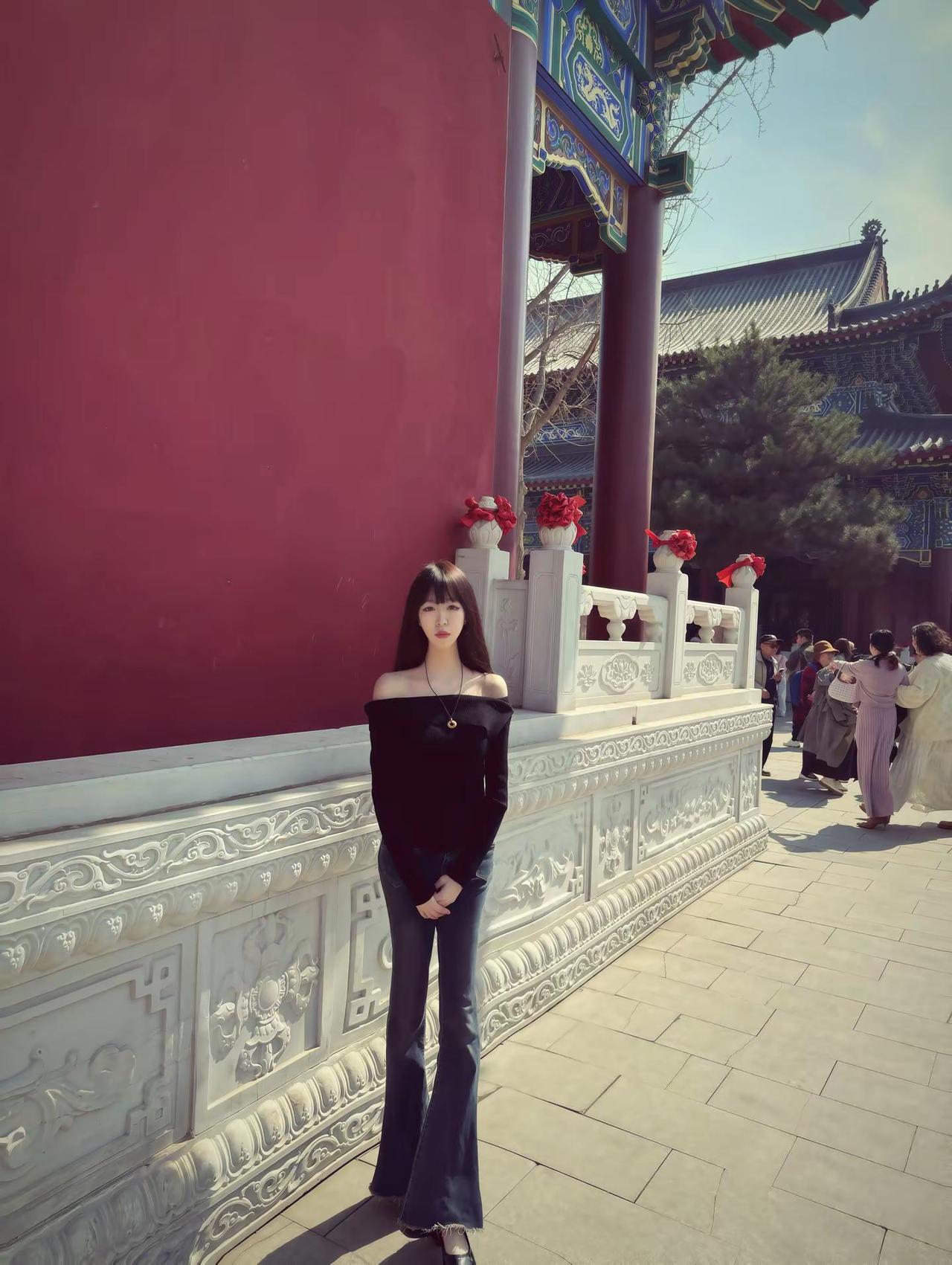 有人说 休恋逝水 我说海枯石烂 情比金真.原相机实况穿搭