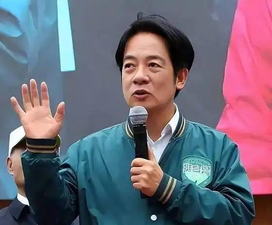台湾问题如果一年年拖下去，等到台湾一方拥有大规模杀伤性武器，等到美西方国家驻军台