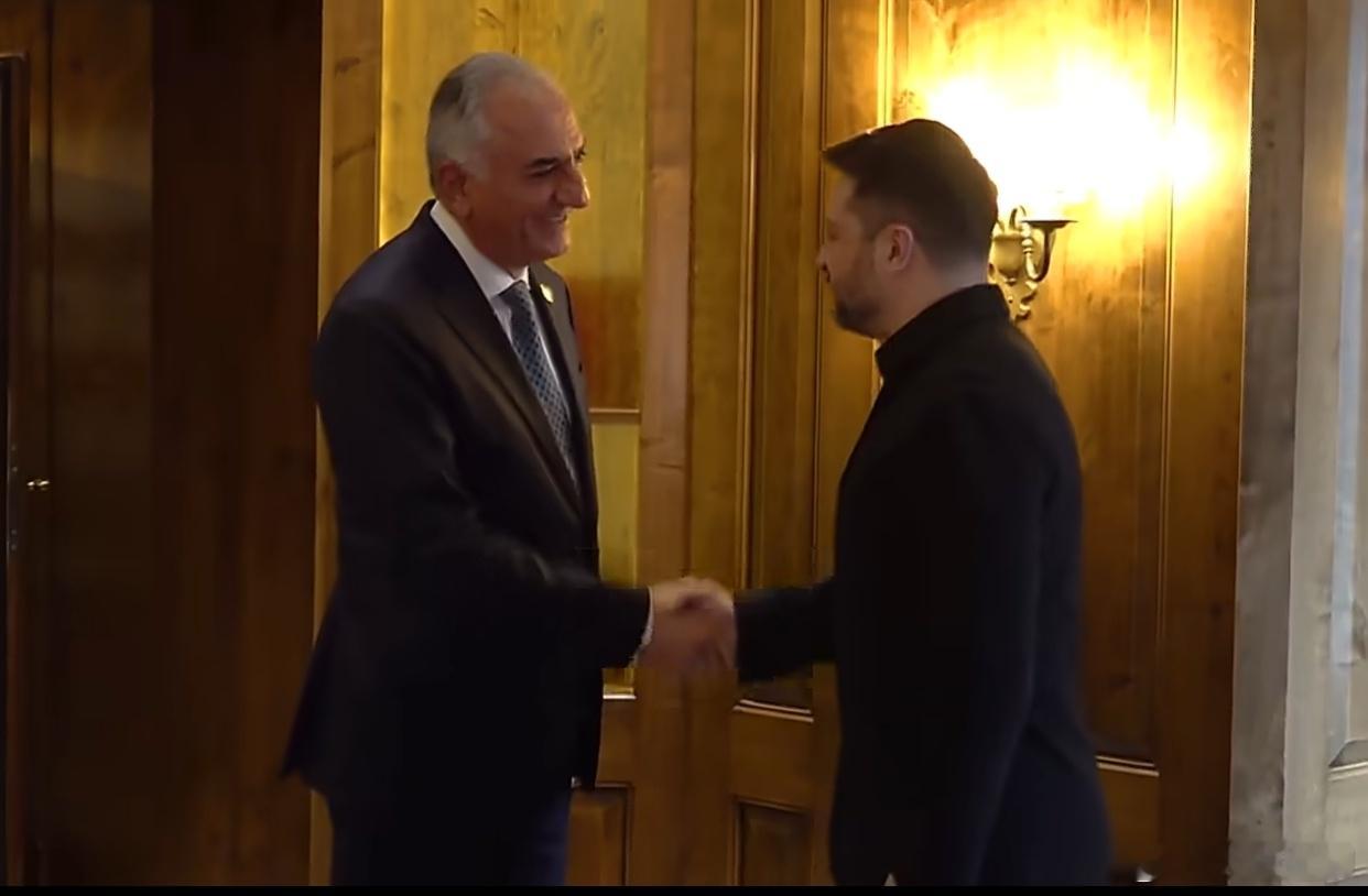 德国慕尼黑，泽连斯基与巴列维会面，说共同谴责俄伊合作。 