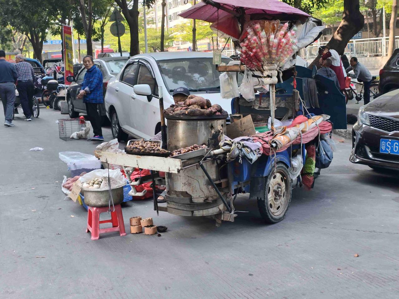 我的今日状态：😁轻松愉快
我这里的天气：☀️晴天
不入一行不知一行，看河南籍来
