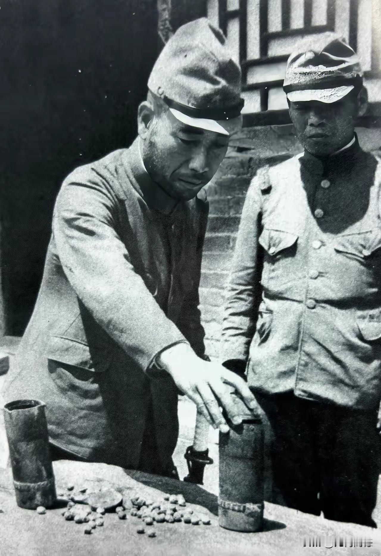 日本鬼子既非常的残忍，非常的野蛮，同时又非常的狡猾，非常的精明，鬼点子特别多，鬼