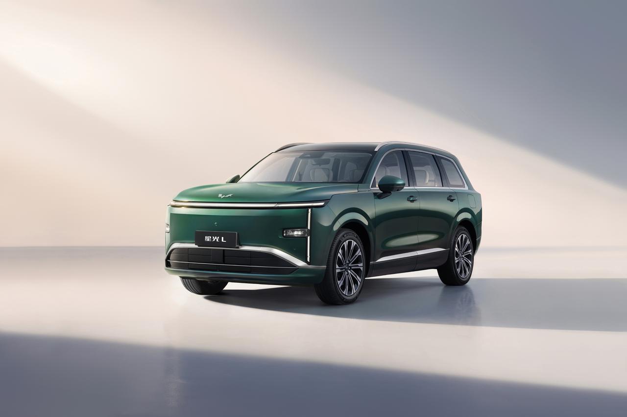 如果你正在看15万级家用SUV，又有二孩、多孩或三代同堂出行需求，那么星光L一定