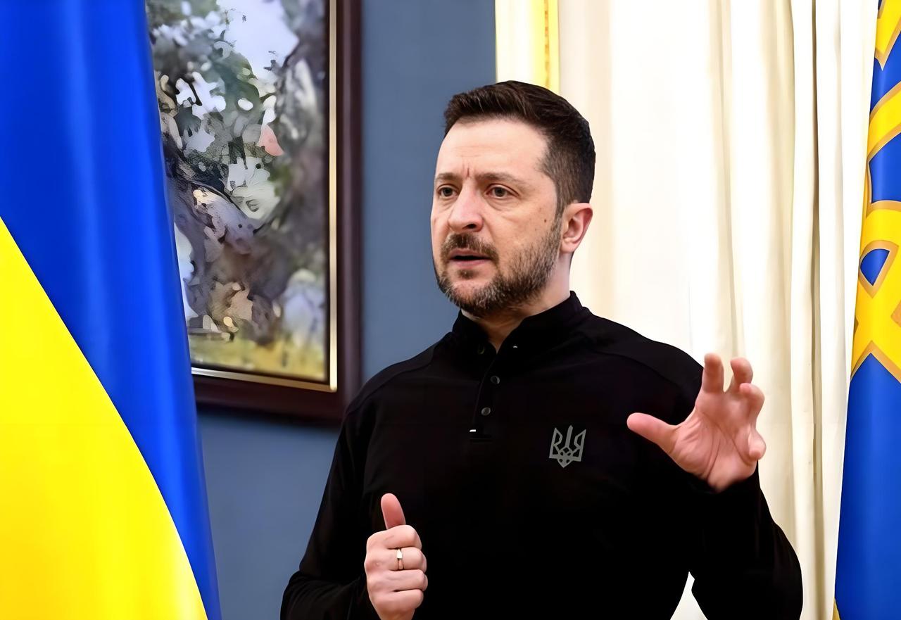 谁在幕后牵线？
泽连斯基突然喊话中东，背后藏着三重心思。
 
据乌克兰媒体3月2