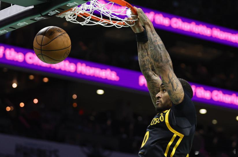 今天，勇士官推发布消息称，本赛季球队已经完成了152次扣篮，共为勇士社区基金会筹