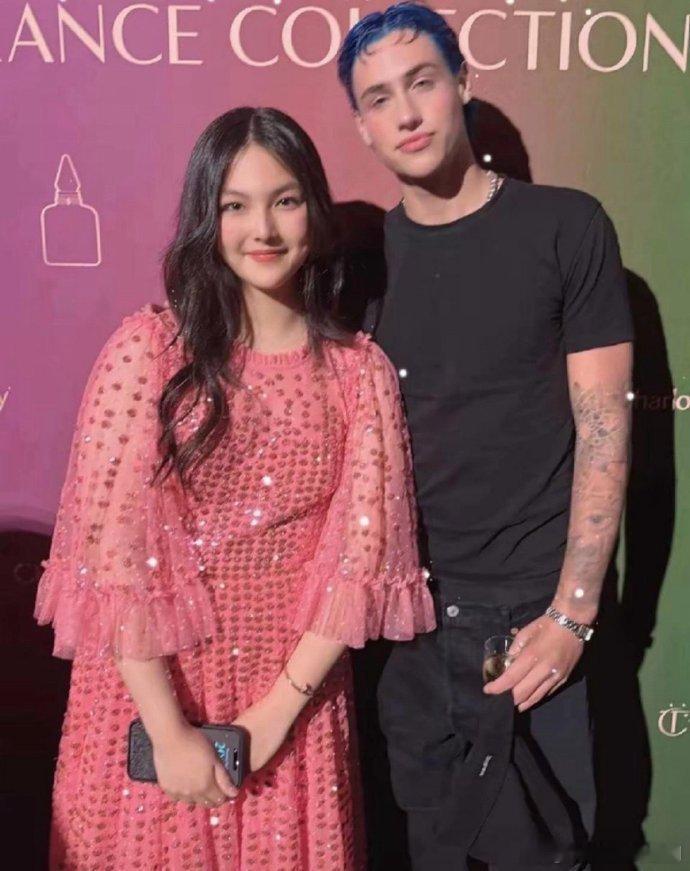 王诗龄和小S女儿只差两岁，但是气质方面简直天壤之别 
