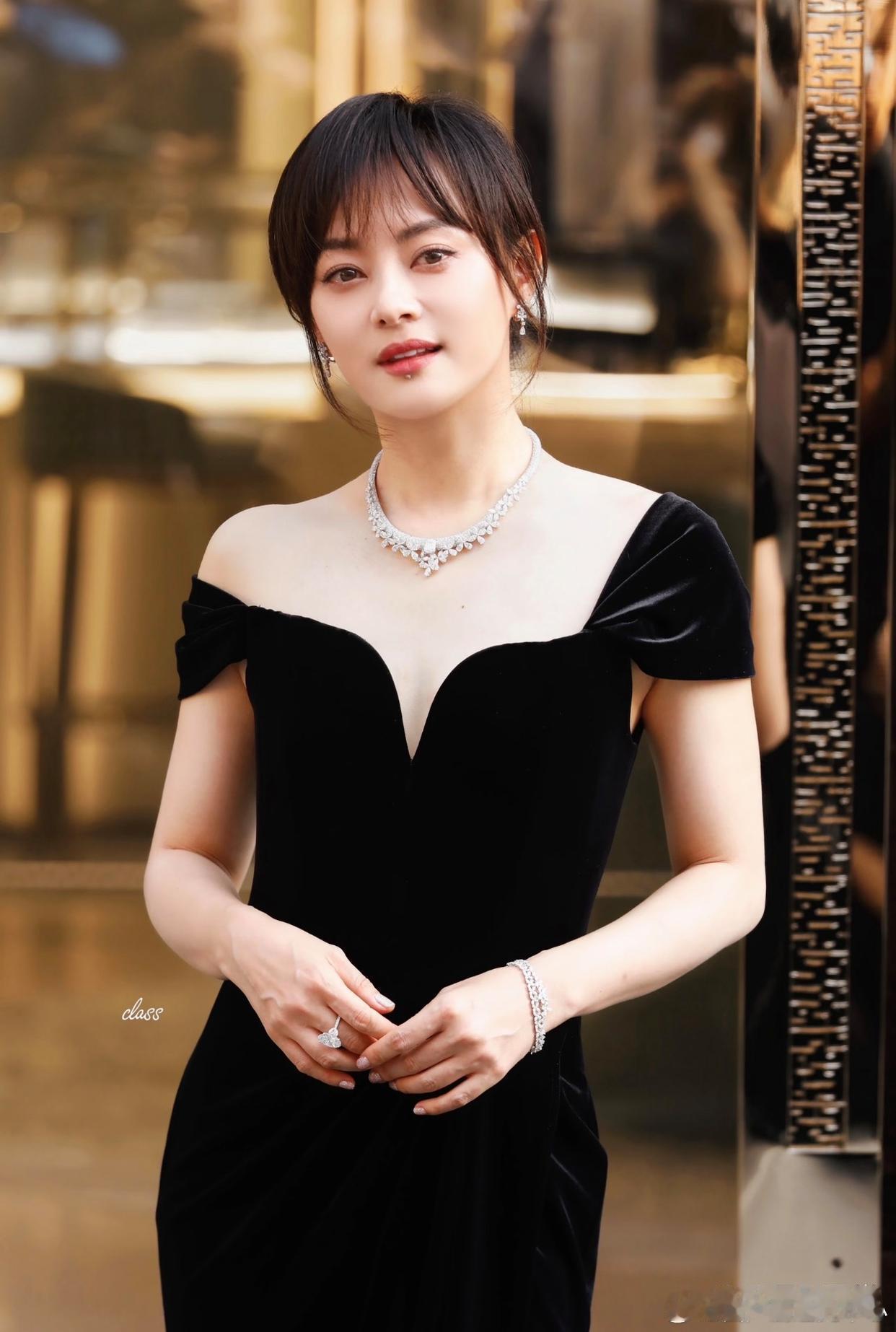 1.孙俪几部剧播出效果一般也不影响她在电视剧圈的地位，好的本子优先递给她，剧方也