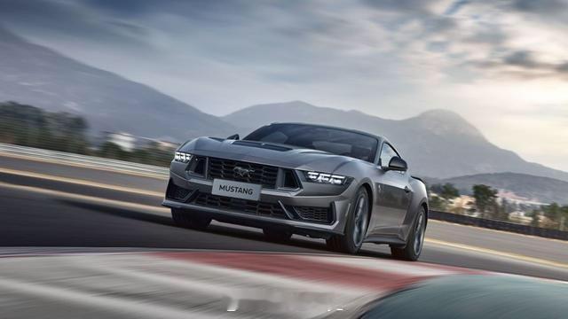 #汽车资讯# 【72.5万元！福特Mustang Dark Horse开售，美式