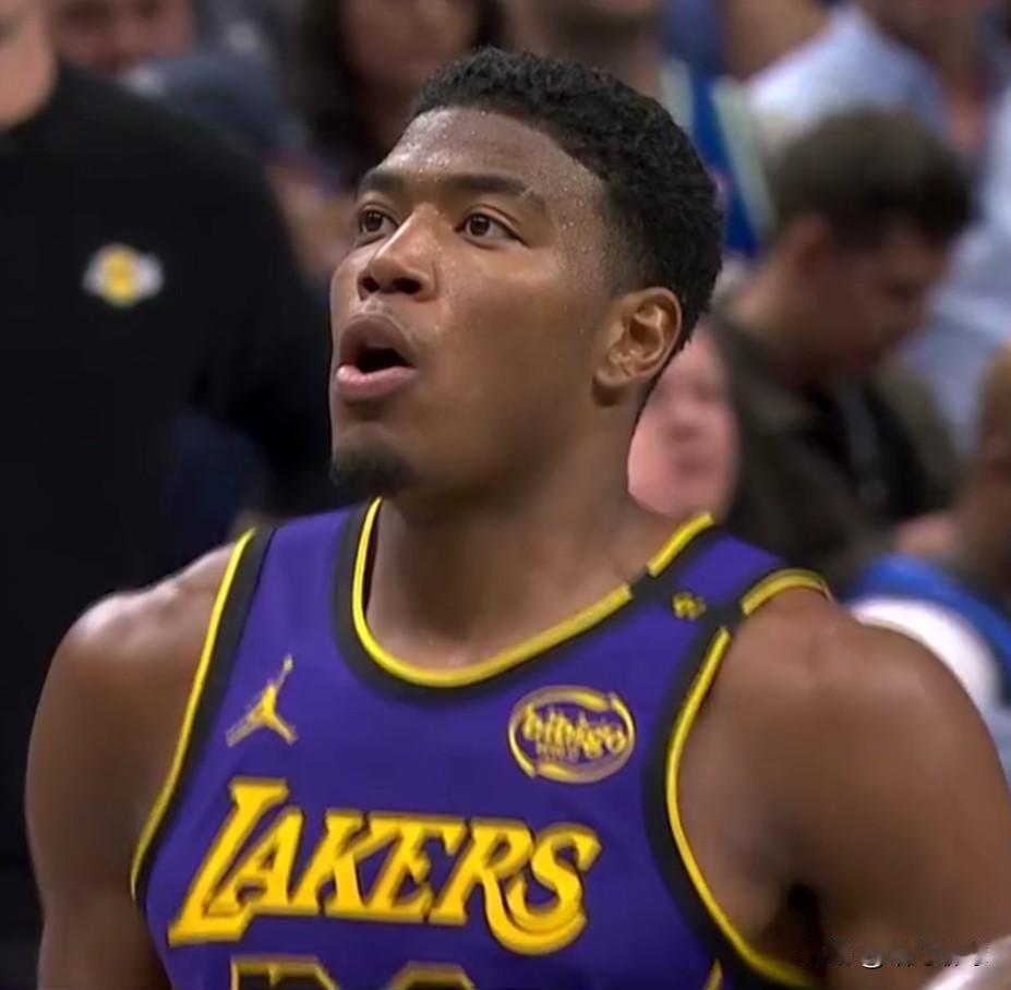 数据不会说谎！！！
湖人主场117-135惨败黄蜂，这4名替补球员今天的表现真是